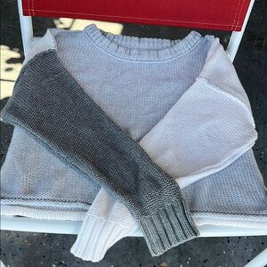 American Eagle Outfitters Gray and White Crew Neck Sweater